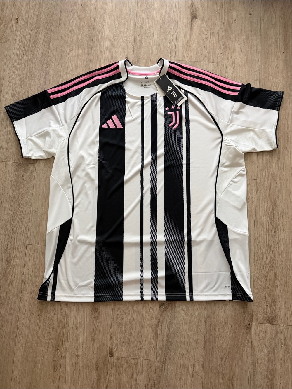 adidas Juventus Mens Home Jersey